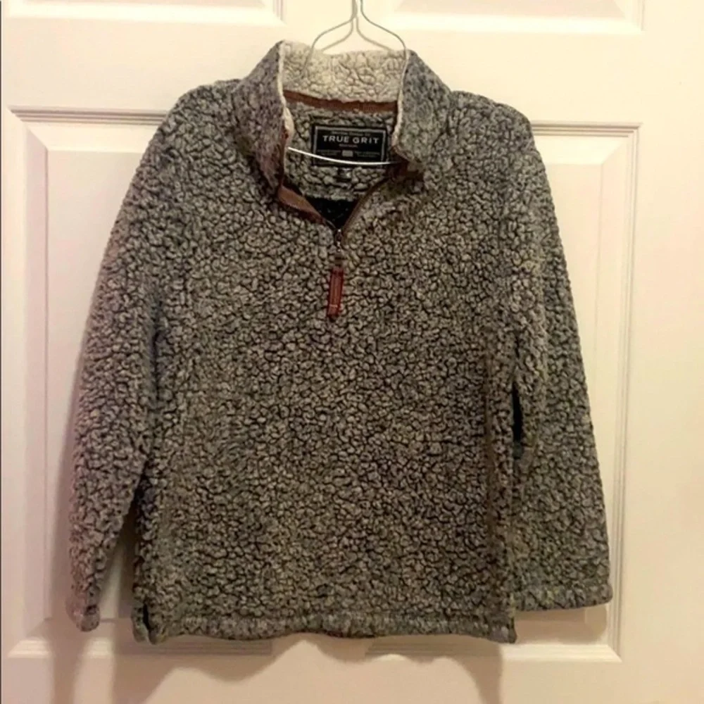 True Grit Grey Quarter Zip Pullover Medium